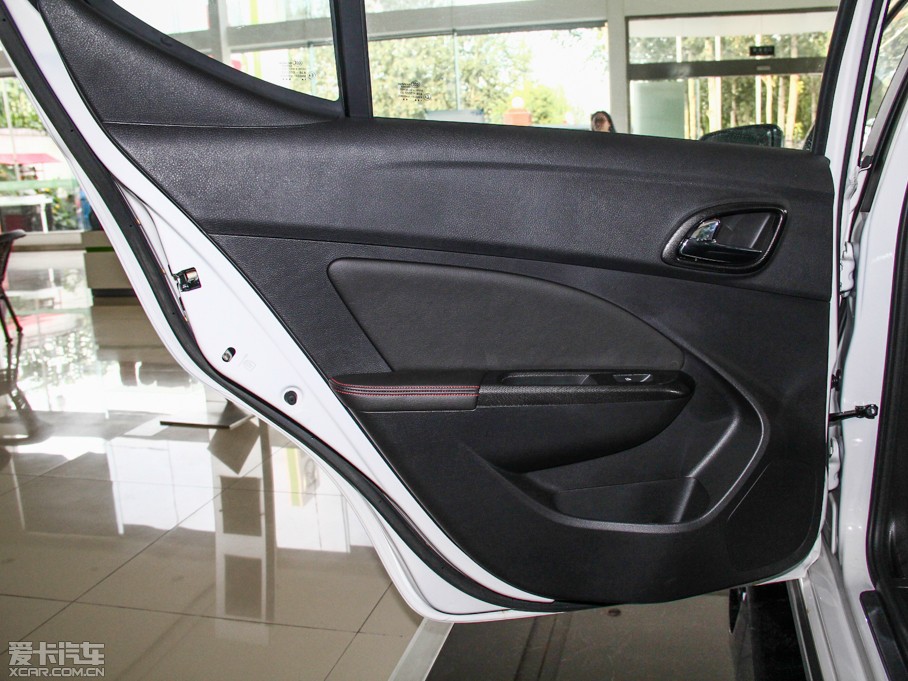 2014E610 CROSS 1.5L ԄӺA