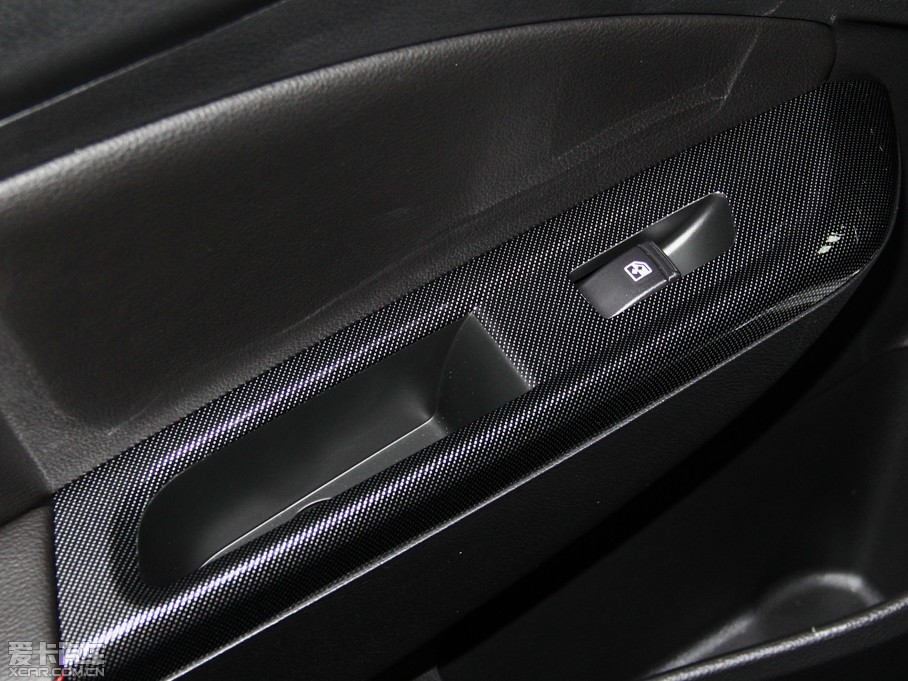 2014E610 CROSS 1.5L ԄӺA