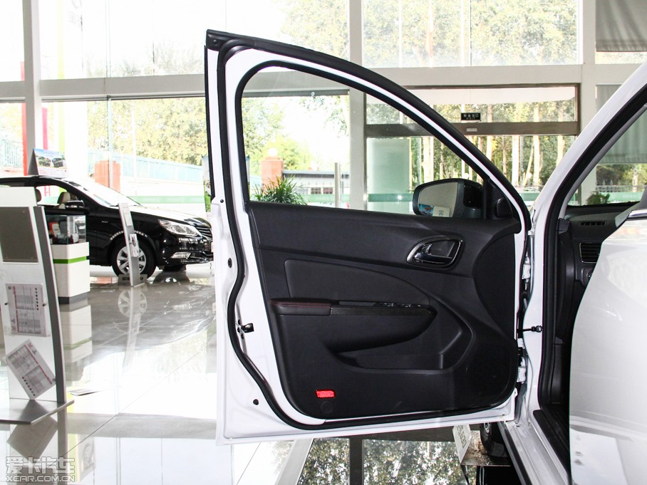 2014E610 CROSS 1.5L ԄӺA