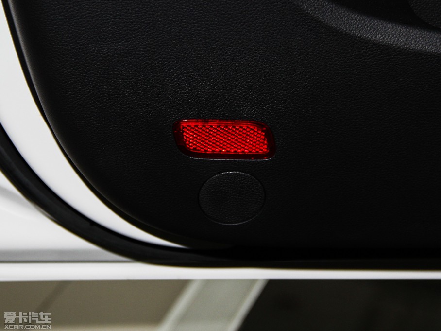 2014E610 CROSS 1.5L ԄӺA