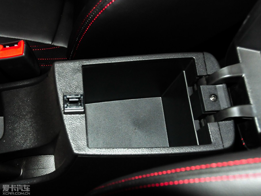 2014E610 CROSS 1.5L ԄӺA