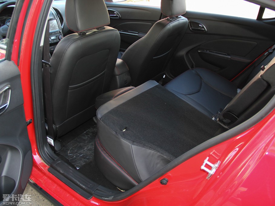 2014E610 CROSS 1.5L Ԅ(dng)A