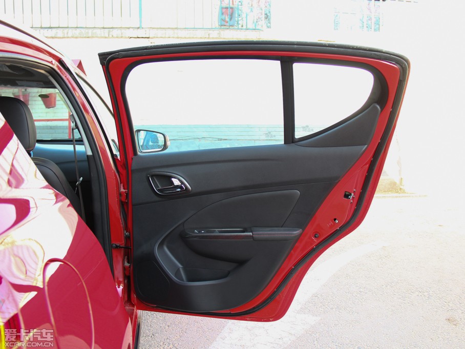 2014E610 CROSS 1.5L ԄӺA