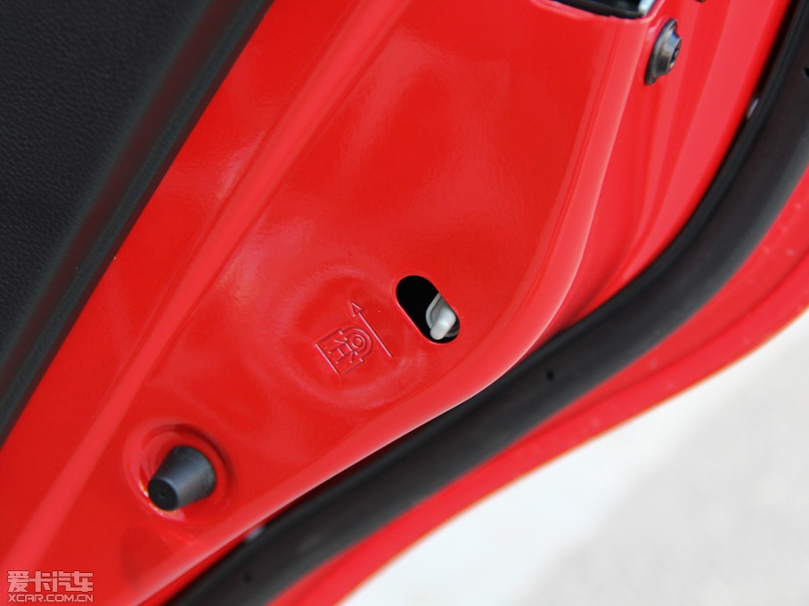 2014E610 CROSS 1.5L ԄӺA