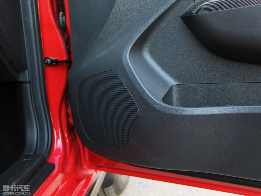 2014E610 CROSS 1.5L ԄӺA