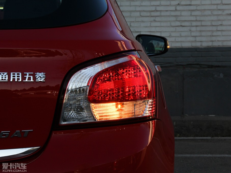 2014E610 CROSS 1.5L ԄӺA