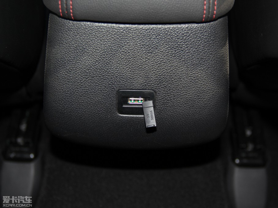 2014E610 CROSS 1.5L Ԅ(dng)A