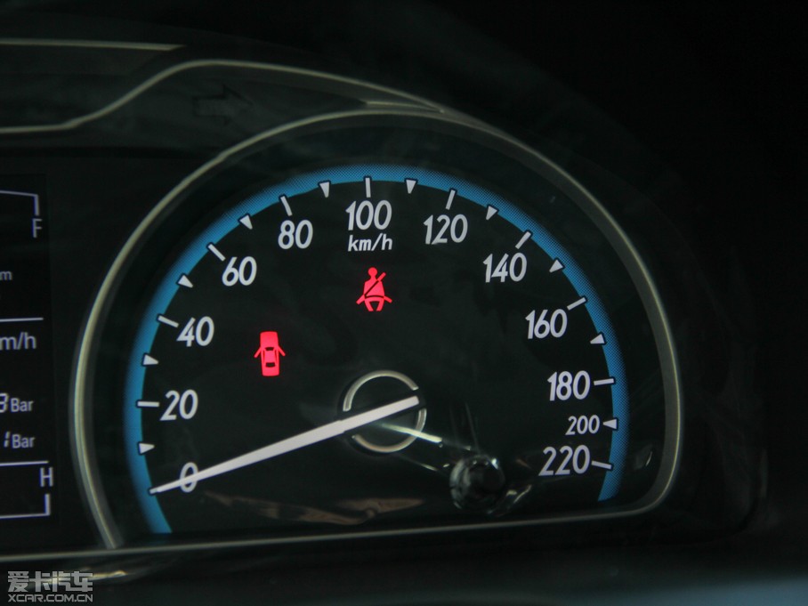 2014E610 CROSS 1.5L Ԅ(dng)A