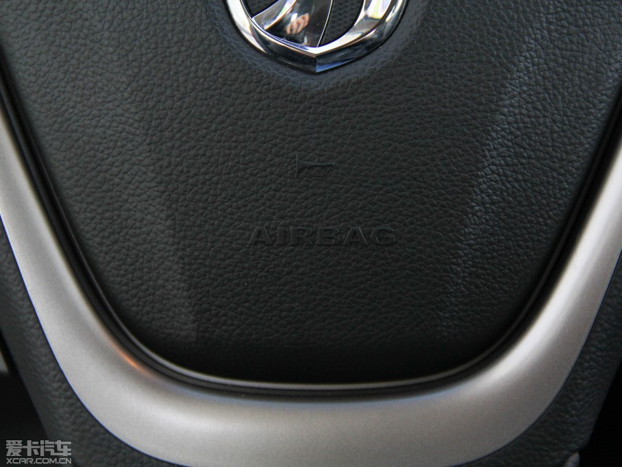 2014E610 CROSS 1.5L ԄӺA