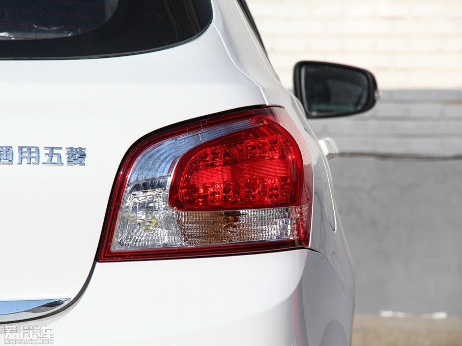 2014E610 CROSS 1.5L քm