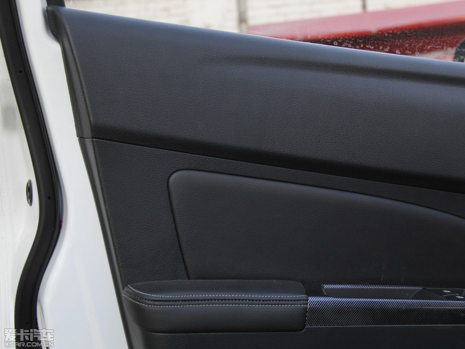 2014E610 CROSS 1.5L քm