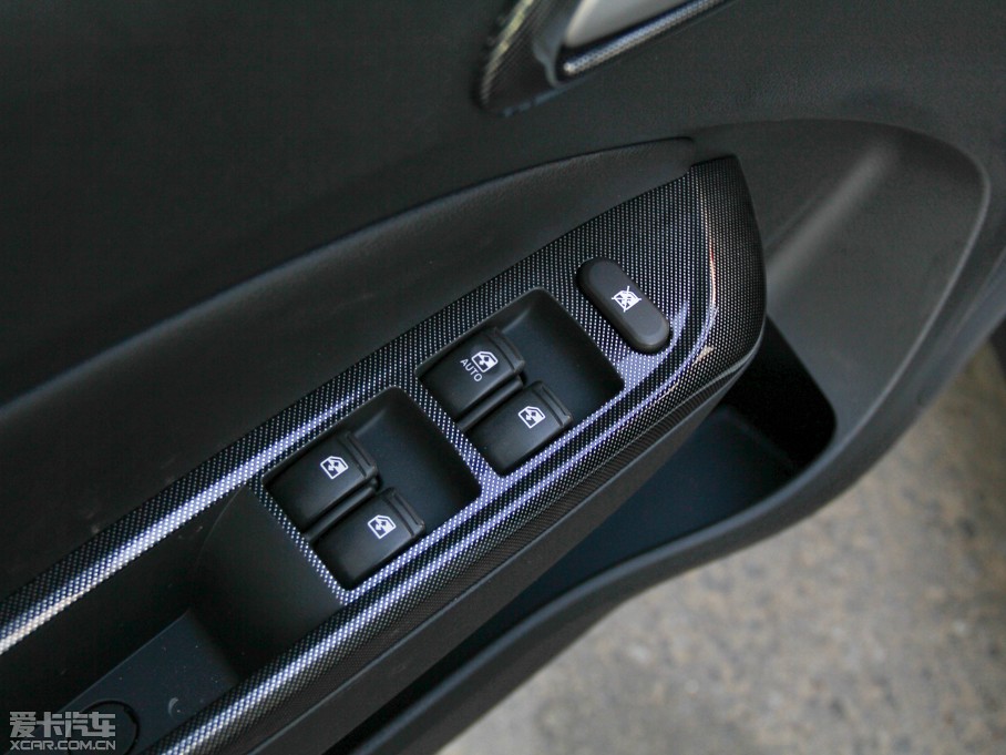 2014E610 CROSS 1.5L ք(dng)m