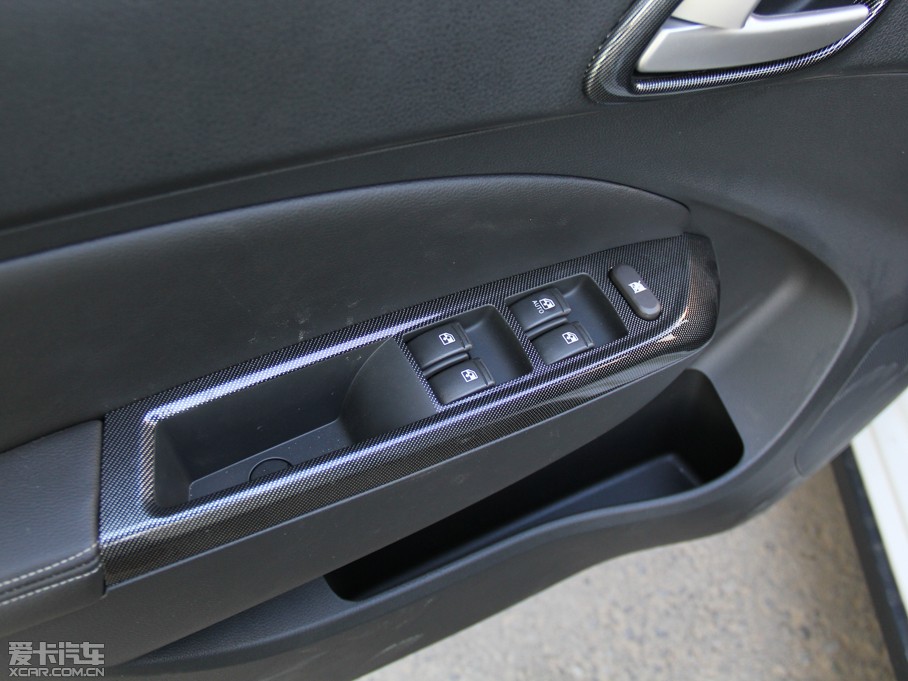 2014E610 CROSS 1.5L քm