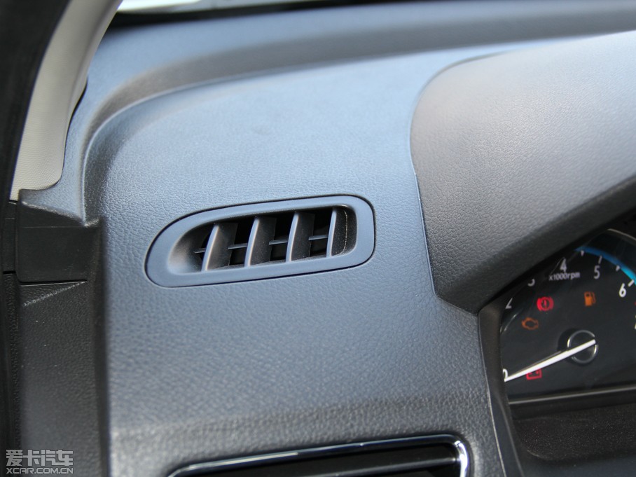 2014E610 CROSS 1.5L քm