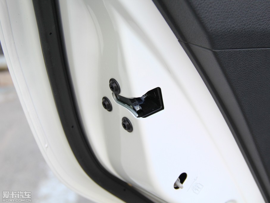 2014E610 CROSS 1.5L քm