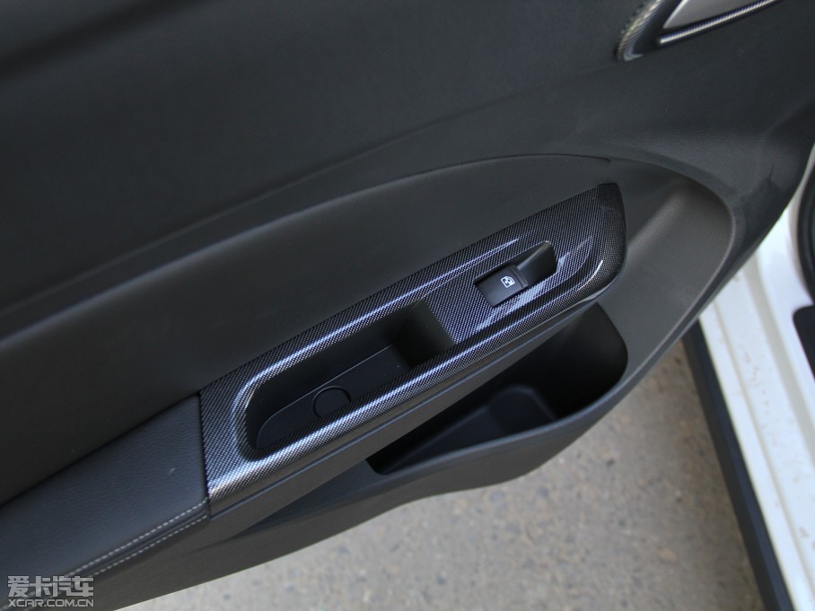 2014E610 CROSS 1.5L քm