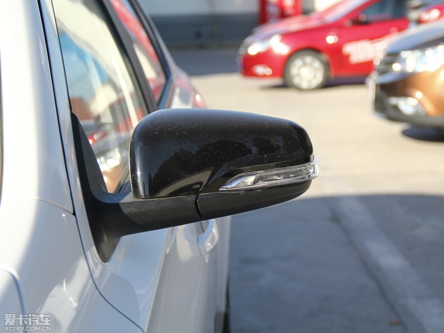 2014E610 CROSS 1.5L ք(dng)m