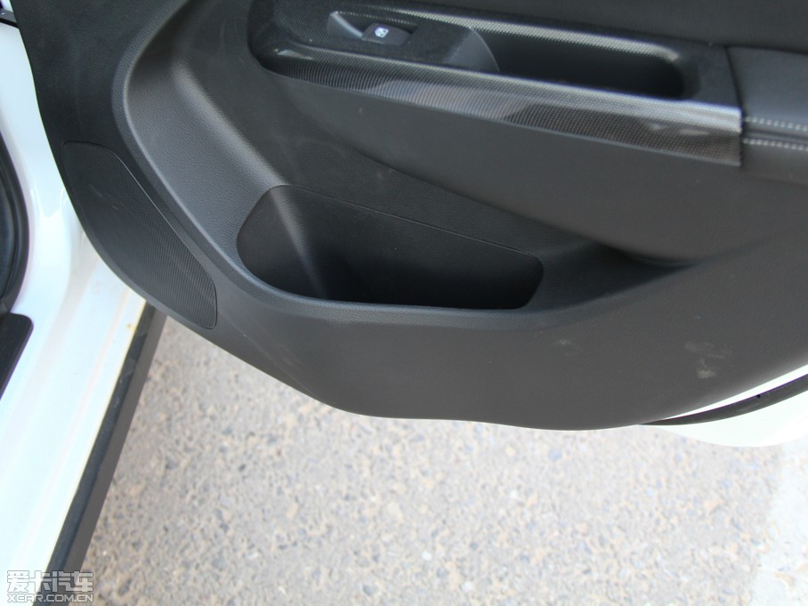 2014E610 CROSS 1.5L քm