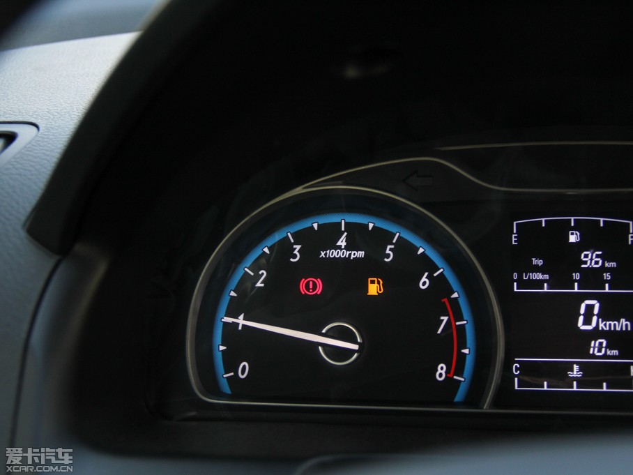 2014E610 CROSS 1.5L քm