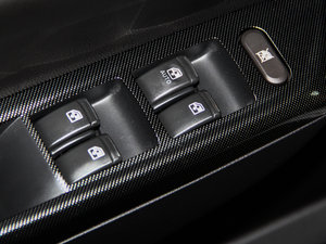 2014CROSS 1.5L ԄӺA п؅^