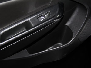 2014CROSS 1.5L Ԅ(dng)A g