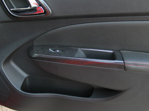 2014CROSS 1.5L Ԅ(dng)A g