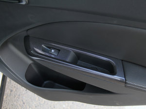 2014CROSS 1.5L քm g