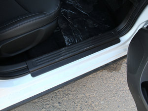 2014CROSS 1.5L քm g