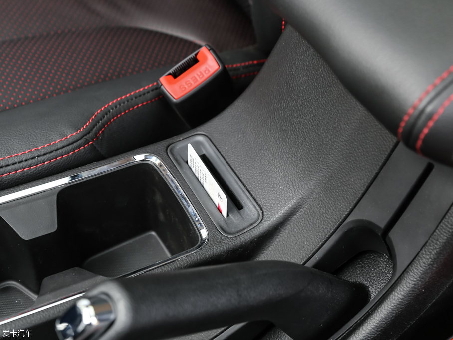 2015E560 1.8L քӾӢ