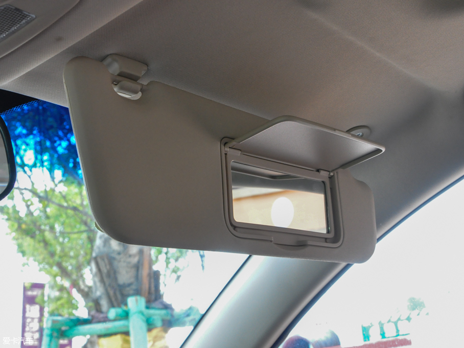 2015E560 1.8L քӺA