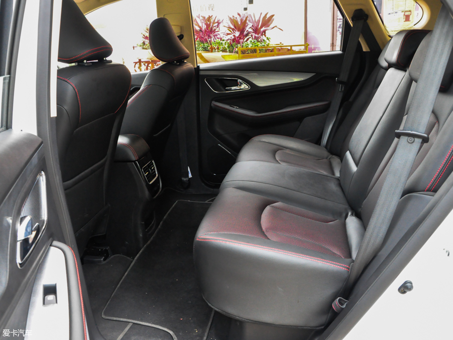 2015E560 1.8L քӺA