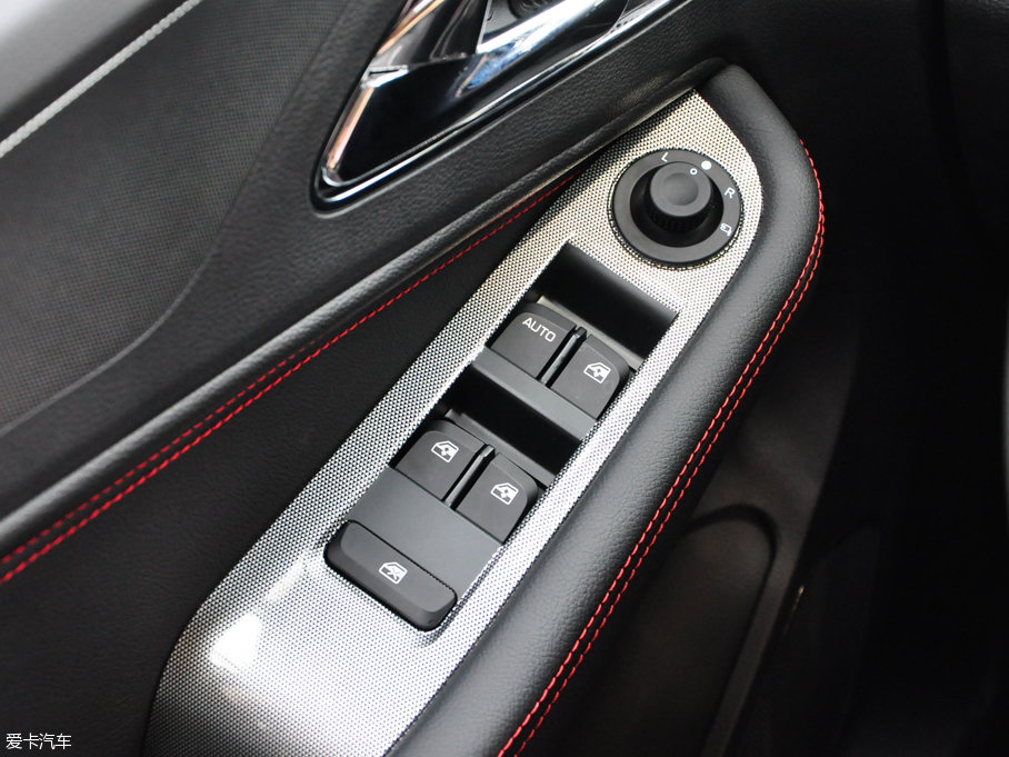 2015E560 1.8L քӺA