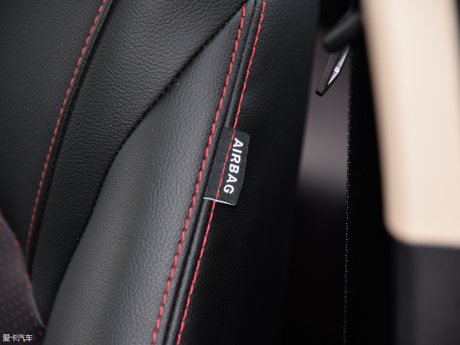 2015E560 1.8L քӺA