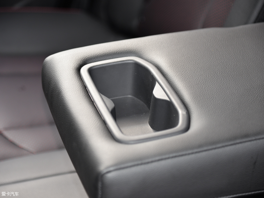 2015E560 1.8L քӺA