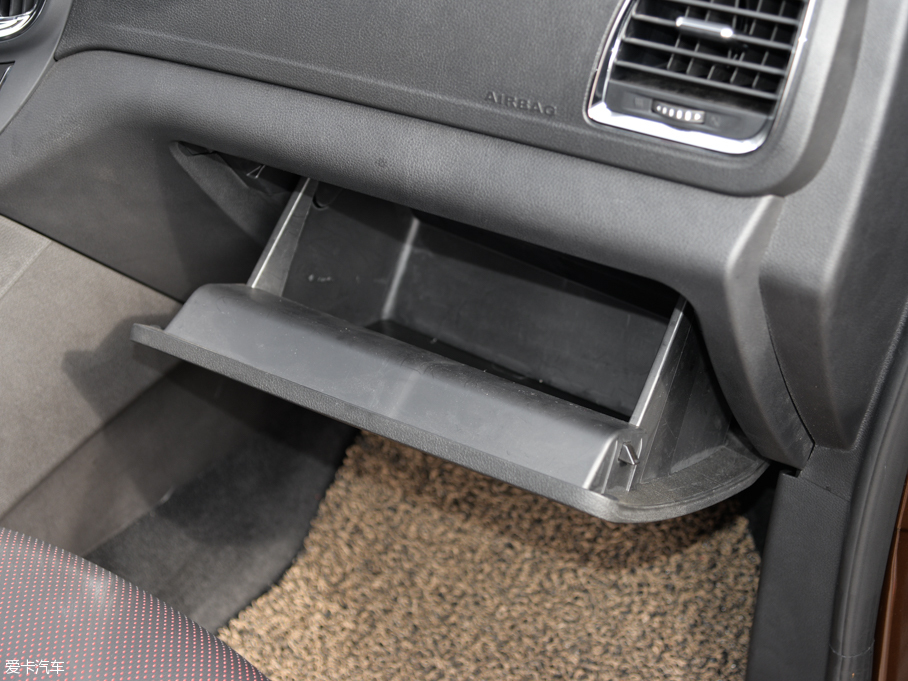 2015E560 1.8L ք(dng)A