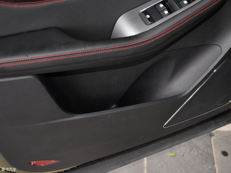 2015E560 1.8L քӺA