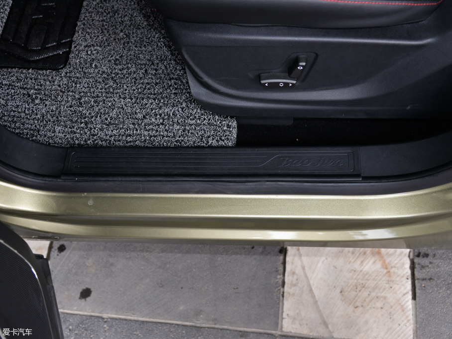 2015E560 1.8L քӺA