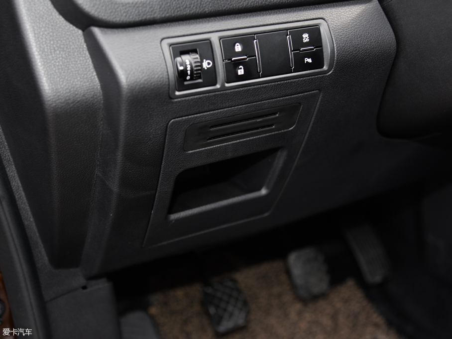 2015E560 1.8L ք(dng)A