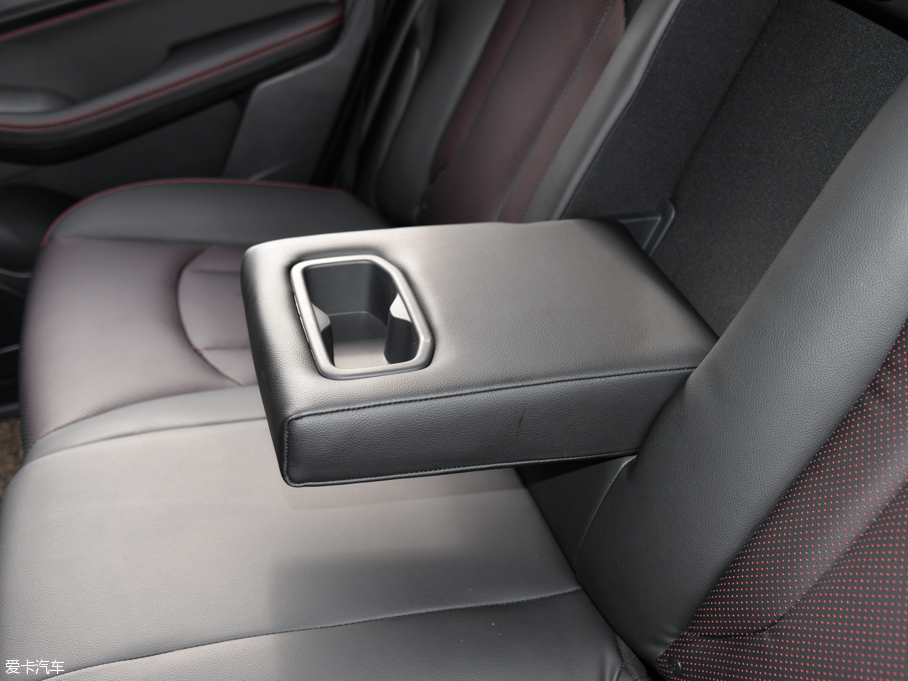 2015E560 1.8L ք(dng)A