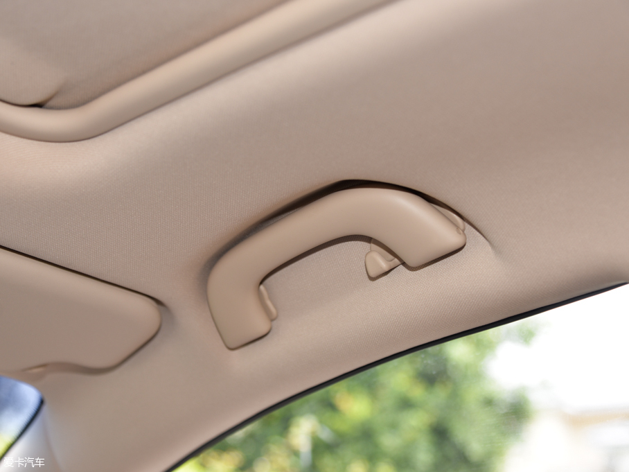 2015E560 1.8L քӺA