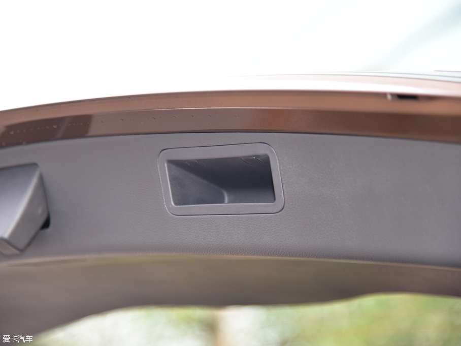 2015E560 1.8L քӺA