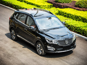 2015款1.8L 手动精英型 整体外观