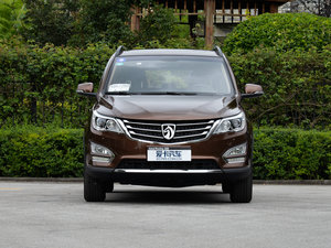 2015款1.8L 手动豪华型 正前