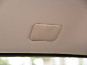 2015款1.8L 手动豪华型 空间座椅