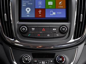 2015款1.8L 手动豪华型 中控区