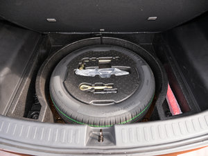2015款1.8L 手动豪华型 备胎