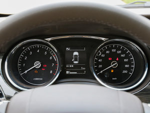 2016款1.8L 手动豪华型 7座 仪表