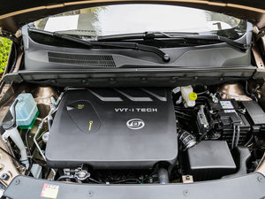 2016款1.8L 手动豪华型 7座 发动机