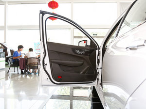 2016款1.5L 手动精英型 驾驶位车门