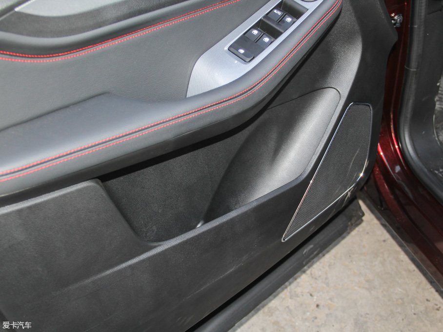 2016E560 1.8L քӺA